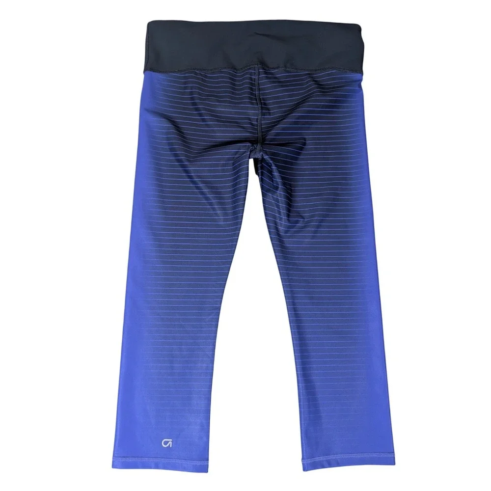 GapFit gFast Blue Ombre Striped Cropped Leggings Womens Performance Yoga Pants - Picture 2 of 10